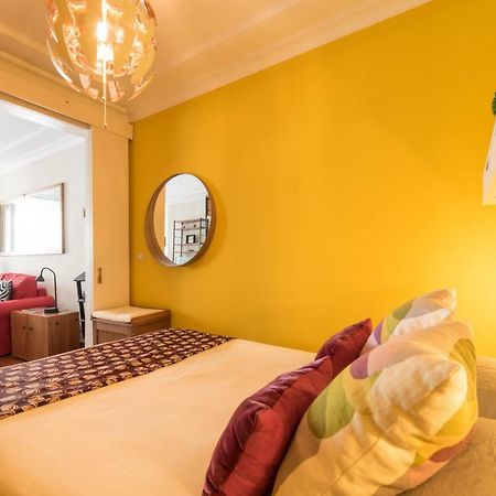 Cozy Apartment In Historic Center Lisbon Exterior photo